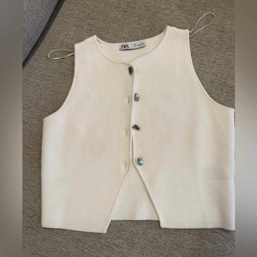 ZARA white Knit vest